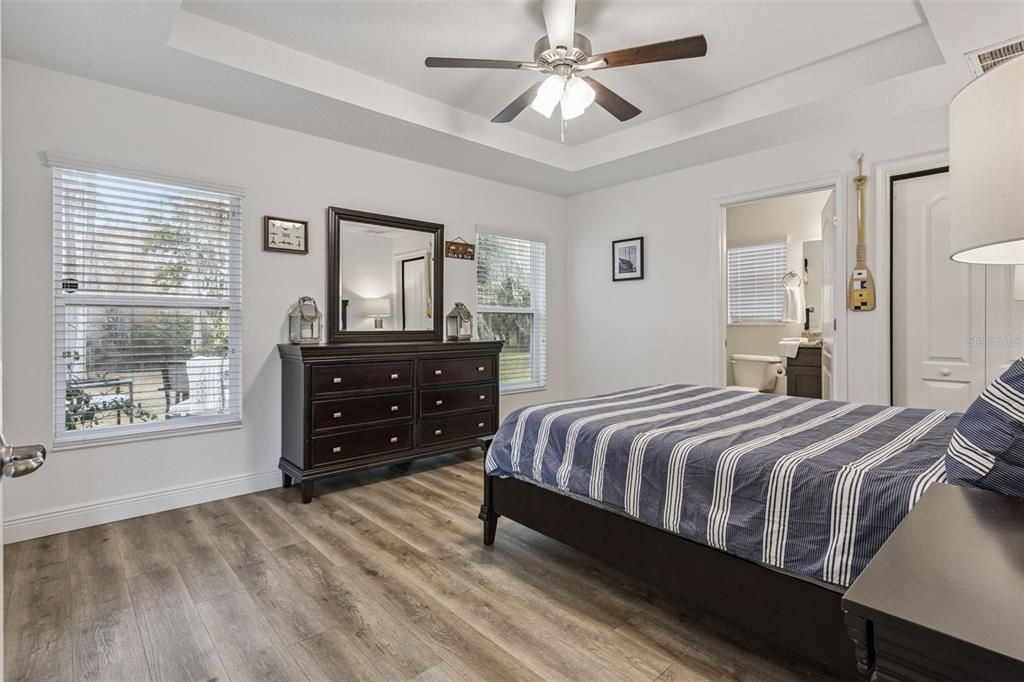 待售: $375,000 (3 贝兹, 2 浴室, 1122 平方英尺)