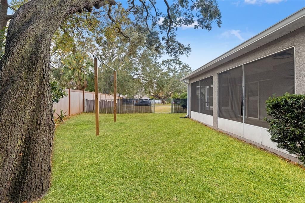 For Sale: $319,900 (3 beds, 2 baths, 1482 Square Feet)