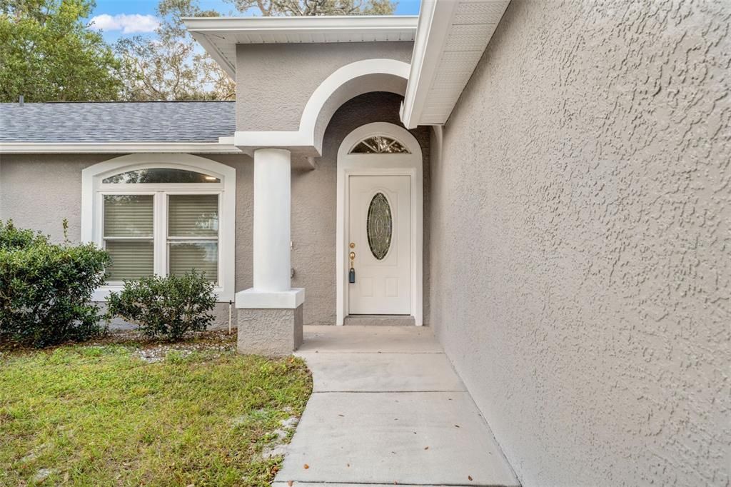 For Sale: $319,900 (3 beds, 2 baths, 1482 Square Feet)