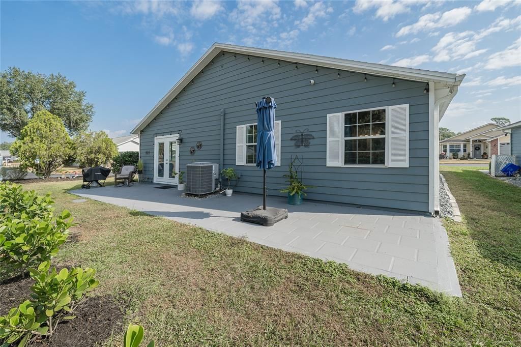 На продажу: $319,000 (2 спален, 2 ванн, 1434 Квадратных фут)