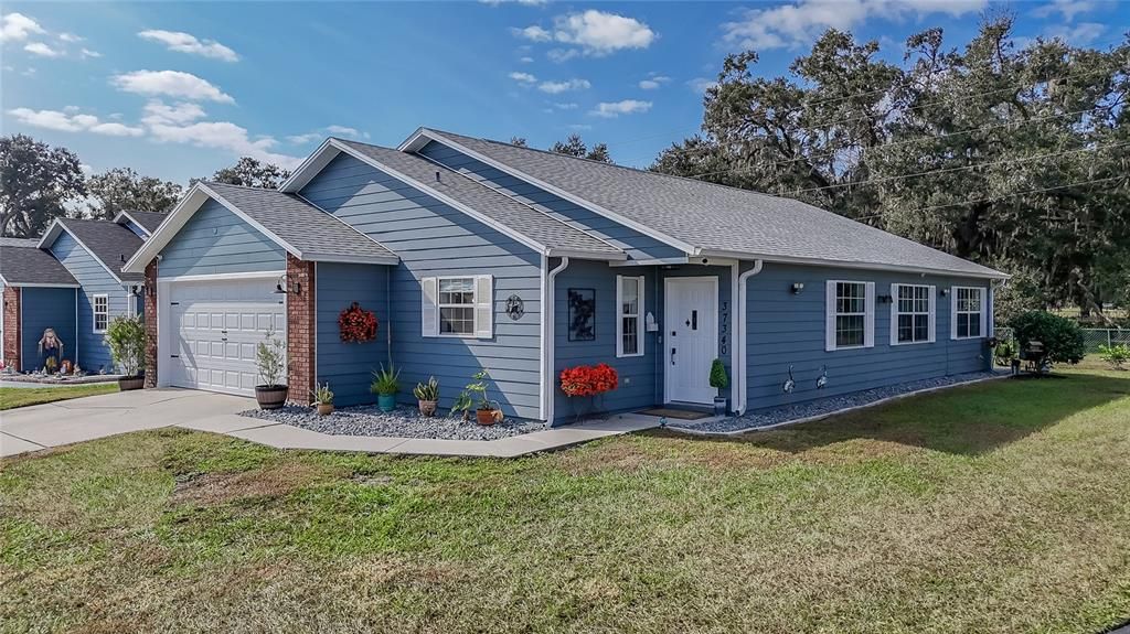 На продажу: $319,000 (2 спален, 2 ванн, 1434 Квадратных фут)