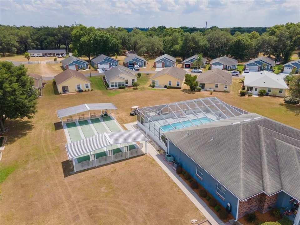 На продажу: $319,000 (2 спален, 2 ванн, 1434 Квадратных фут)