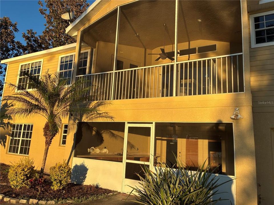 出租: $4,875 (5 贝兹, 4 浴室, 3067 平方英尺)