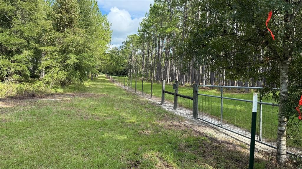 En Venta: $149,000 (5.00 acres)