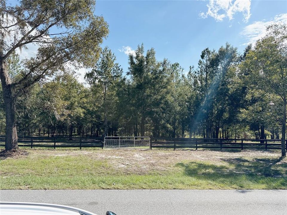 En Venta: $149,000 (5.00 acres)