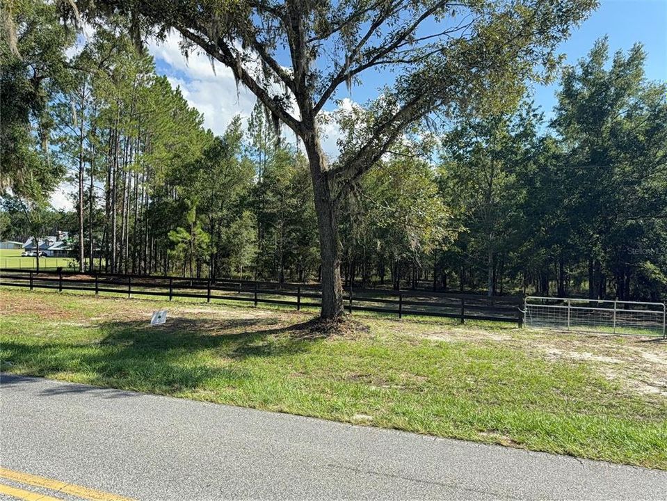 En Venta: $149,000 (5.00 acres)