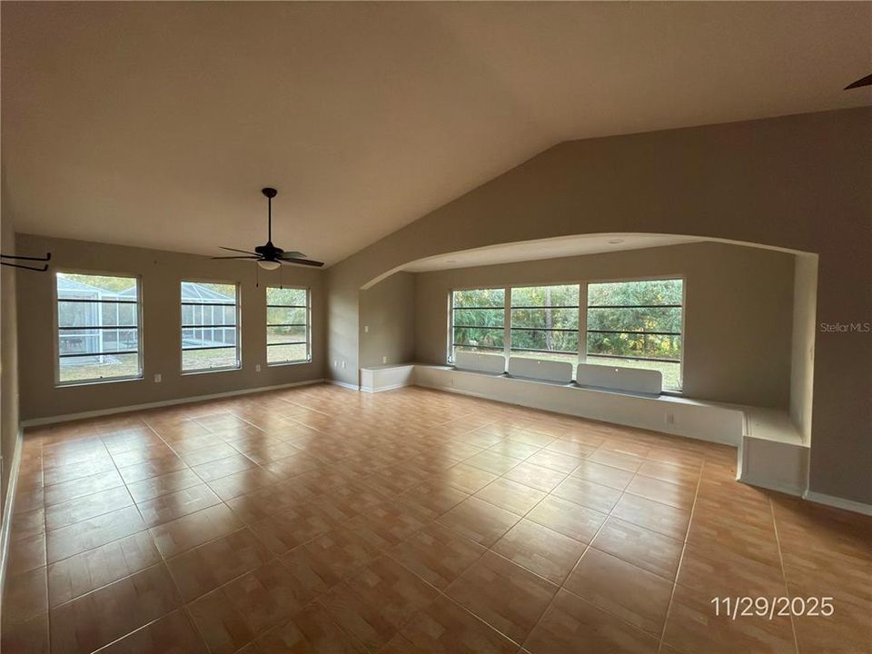 En Venta: $150,000 (3 camas, 2 baños, 2663 Pies cuadrados)