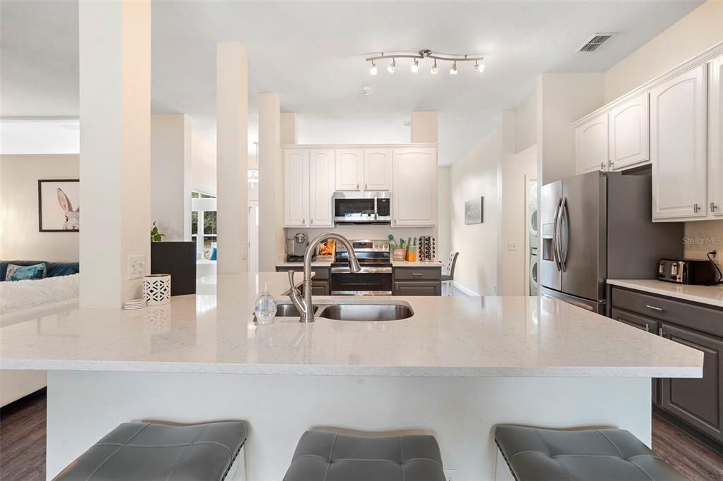 For Sale: $492,000 (3 beds, 2 baths, 2103 Square Feet)