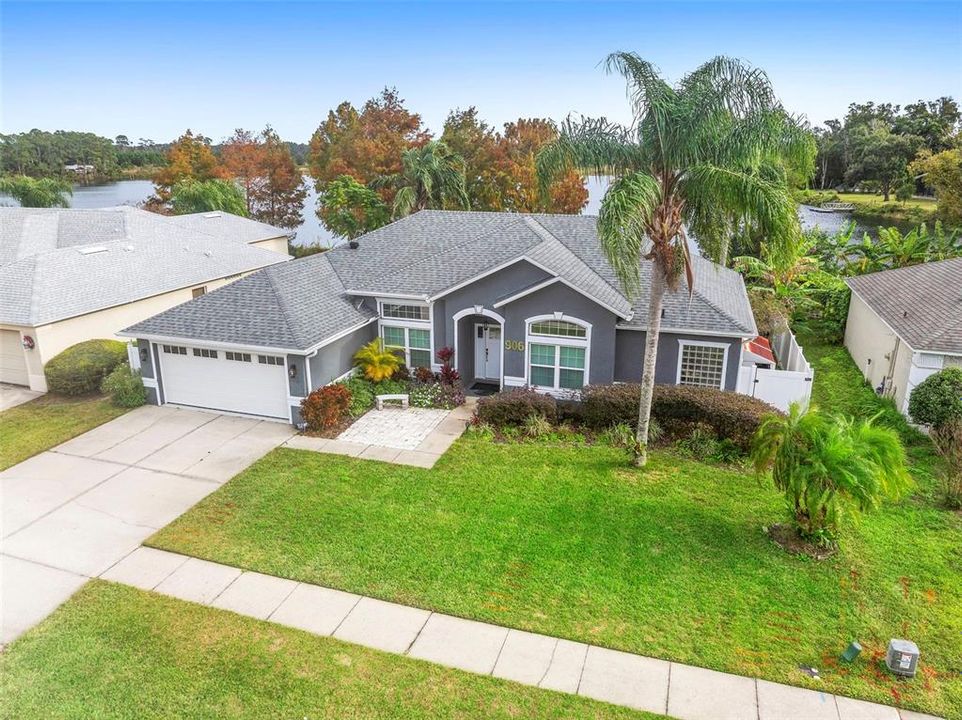 For Sale: $492,000 (3 beds, 2 baths, 2103 Square Feet)