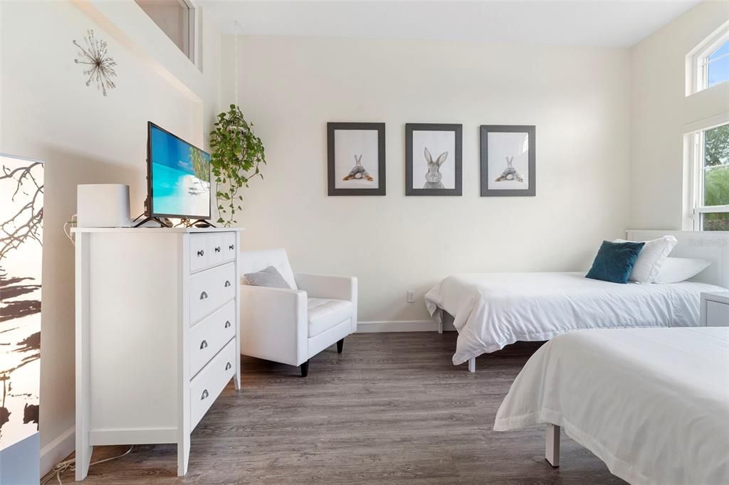 For Sale: $492,000 (3 beds, 2 baths, 2103 Square Feet)