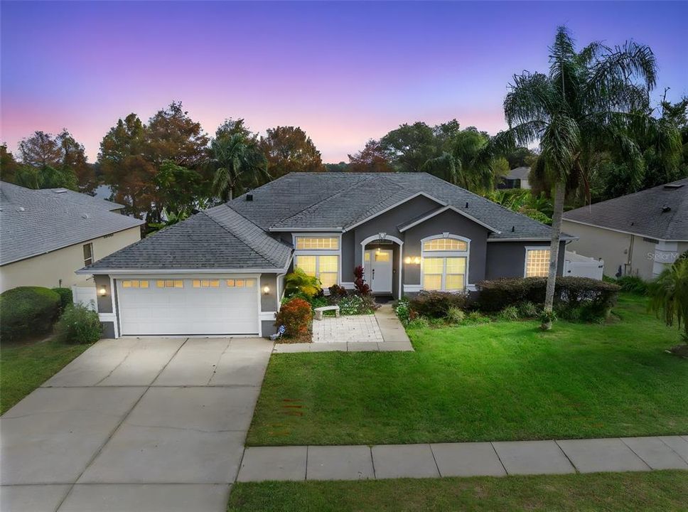 For Sale: $492,000 (3 beds, 2 baths, 2103 Square Feet)