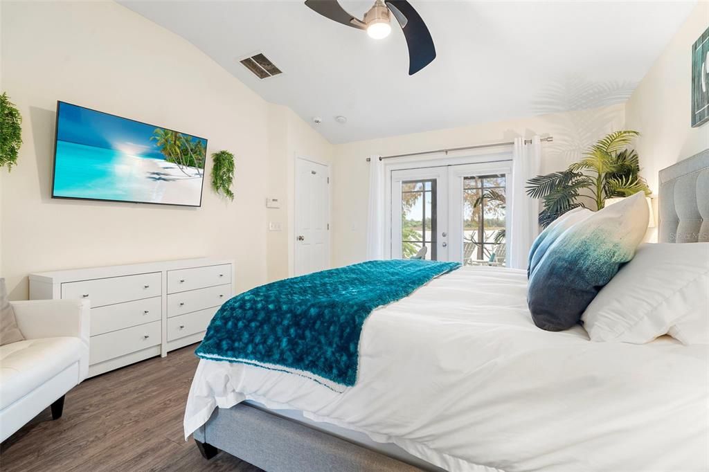 For Sale: $492,000 (3 beds, 2 baths, 2103 Square Feet)