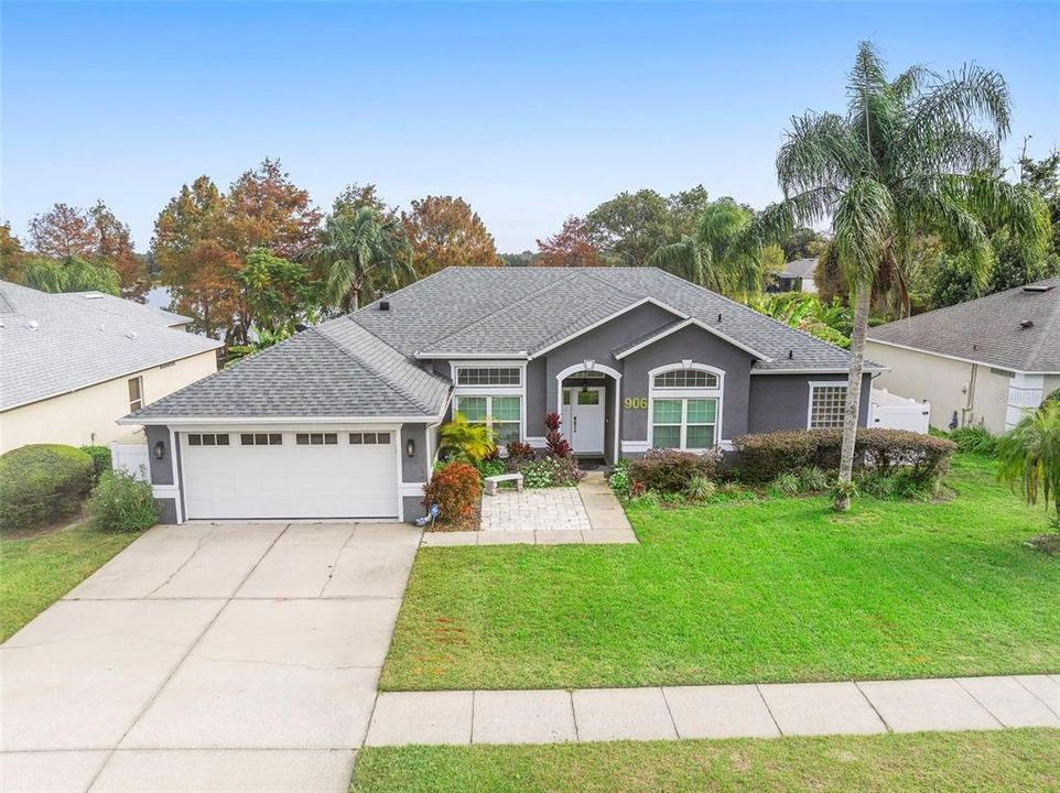 For Sale: $492,000 (3 beds, 2 baths, 2103 Square Feet)