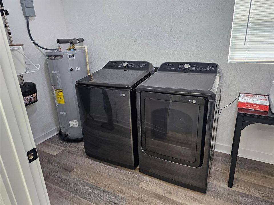 В аренду: $2,700 (3 спален, 2 ванн, 1280 Квадратных фут)