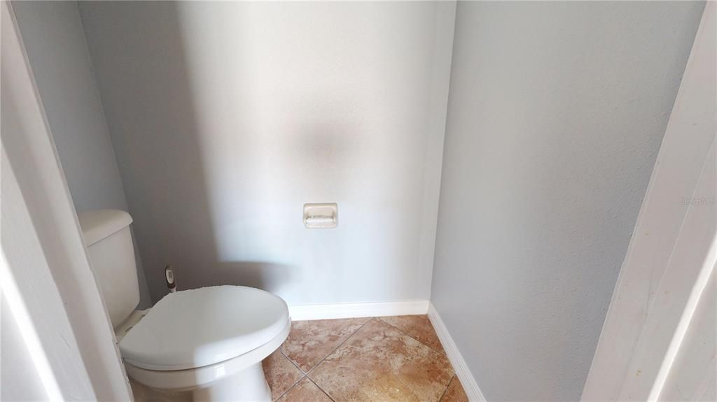 待售: $257,000 (3 贝兹, 2 浴室, 1559 平方英尺)