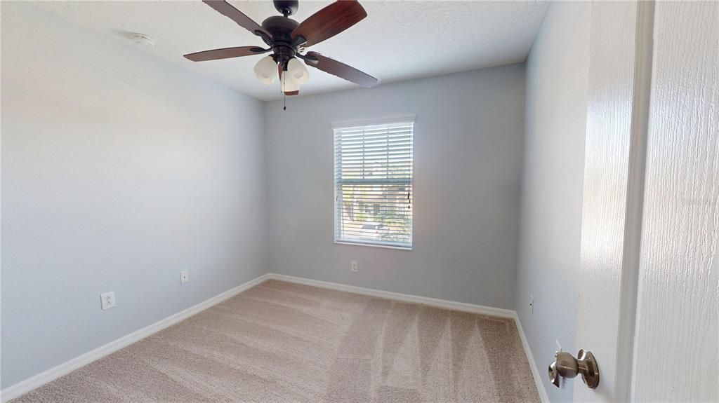 待售: $257,000 (3 贝兹, 2 浴室, 1559 平方英尺)