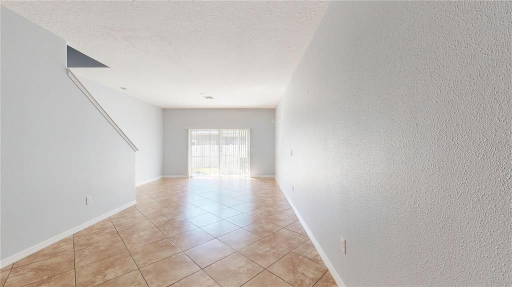 待售: $257,000 (3 贝兹, 2 浴室, 1559 平方英尺)