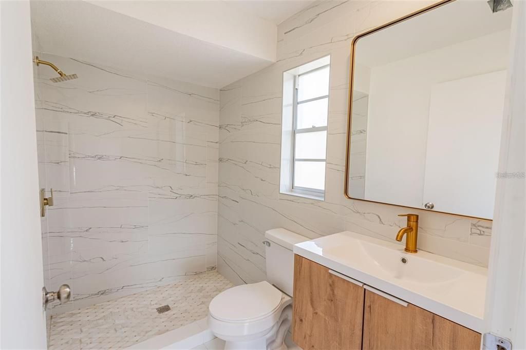 For Sale: $485,000 (4 beds, 2 baths, 1993 Square Feet)