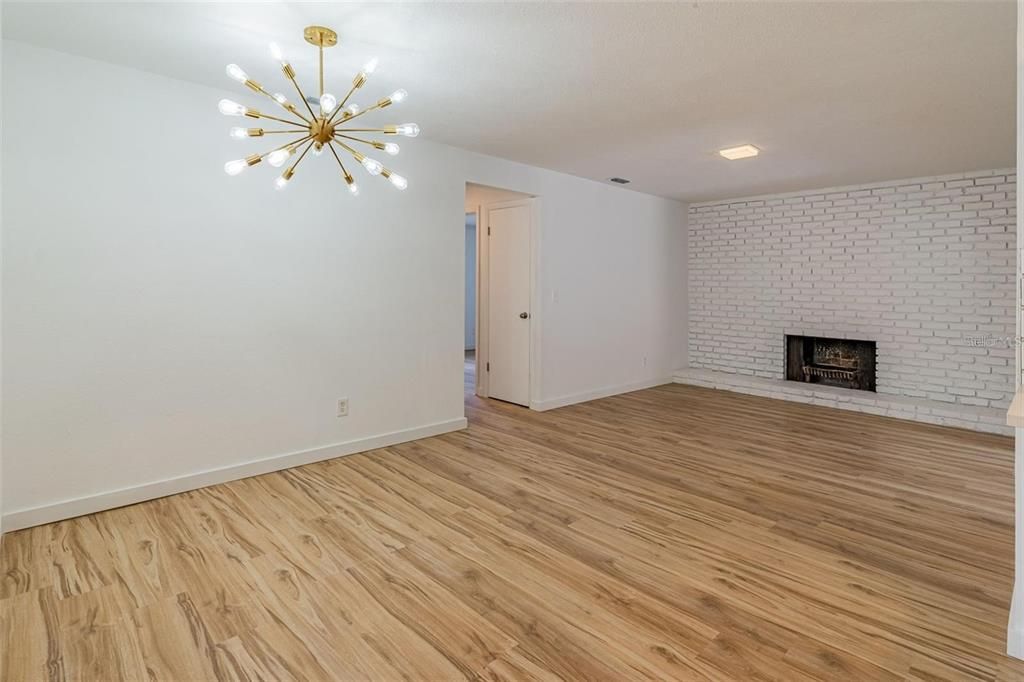 For Sale: $485,000 (4 beds, 2 baths, 1993 Square Feet)