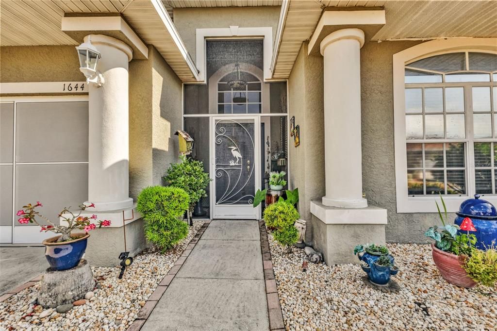 For Sale: $379,000 (2 beds, 2 baths, 1772 Square Feet)