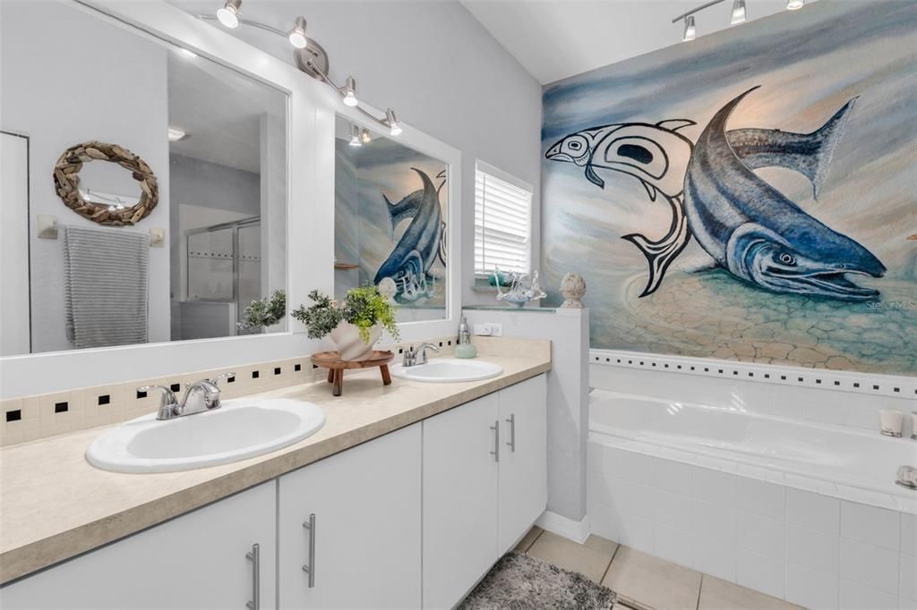 For Sale: $379,000 (2 beds, 2 baths, 1772 Square Feet)