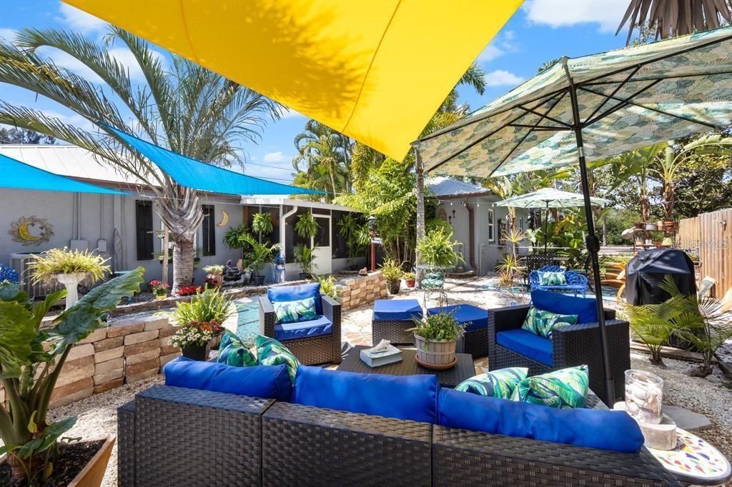 For Sale: $450,000 (3 beds, 2 baths, 1680 Square Feet)