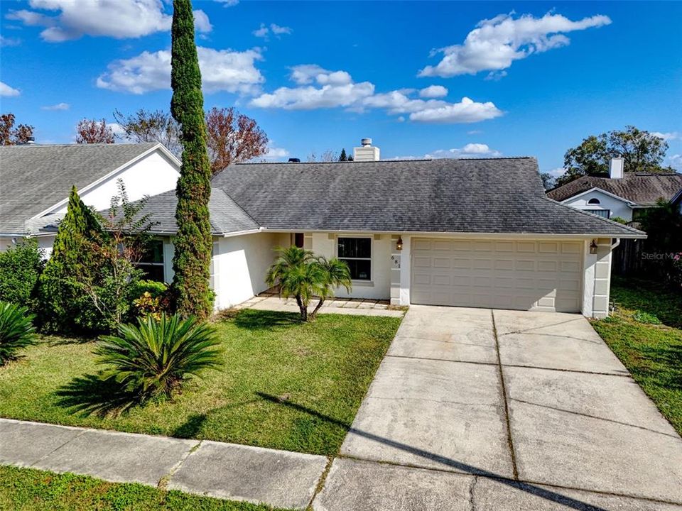 For Sale: $425,000 (4 beds, 3 baths, 2100 Square Feet)