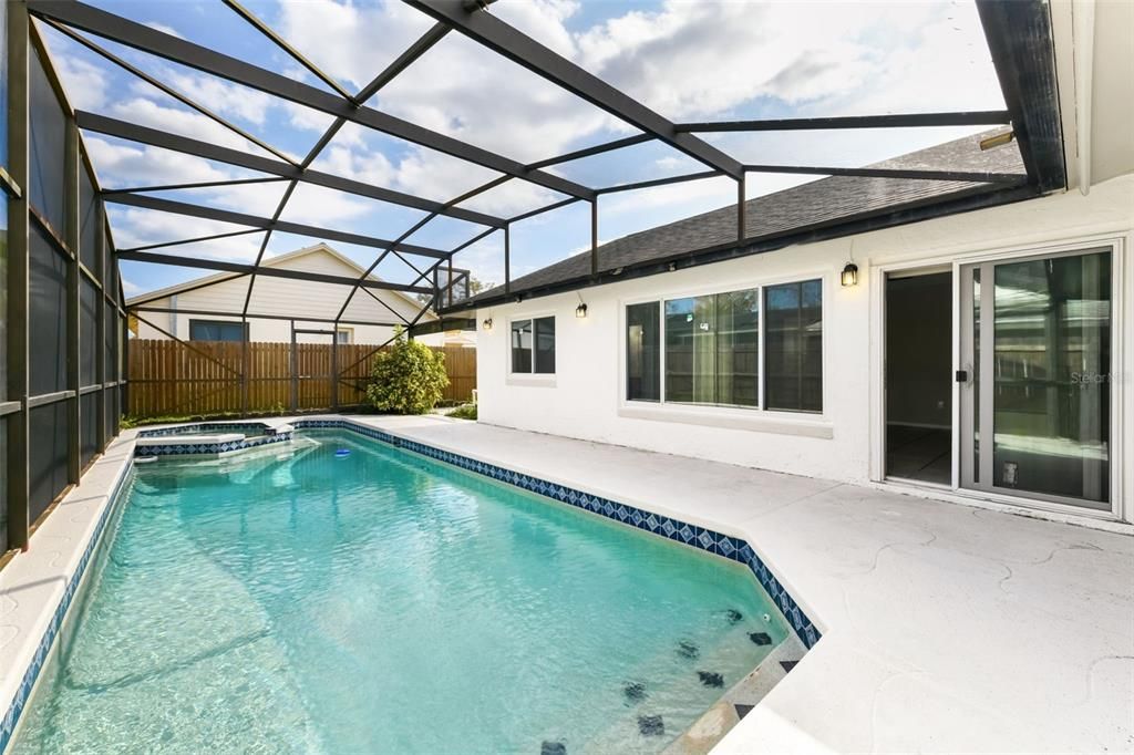 For Sale: $425,000 (4 beds, 3 baths, 2100 Square Feet)