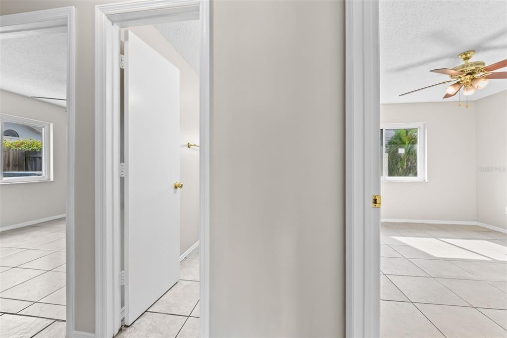 For Sale: $425,000 (4 beds, 3 baths, 2100 Square Feet)