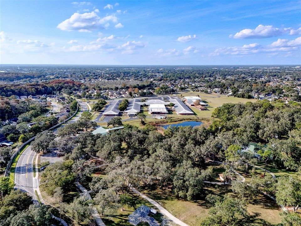 For Sale: $425,000 (4 beds, 3 baths, 2100 Square Feet)