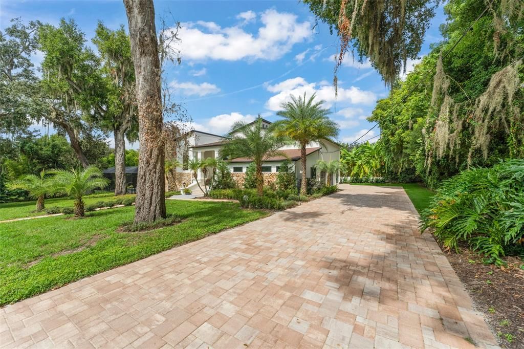 For Rent: $8,000 (5 beds, 4 baths, 4186 Square Feet)