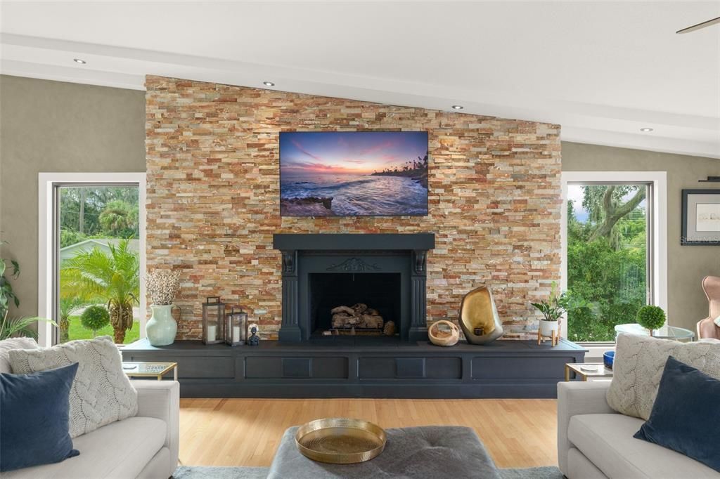 For Rent: $8,000 (5 beds, 4 baths, 4186 Square Feet)