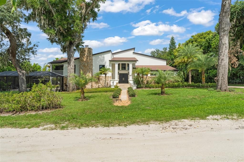 For Rent: $8,000 (5 beds, 4 baths, 4186 Square Feet)