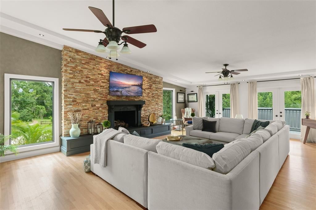 For Rent: $8,000 (5 beds, 4 baths, 4186 Square Feet)