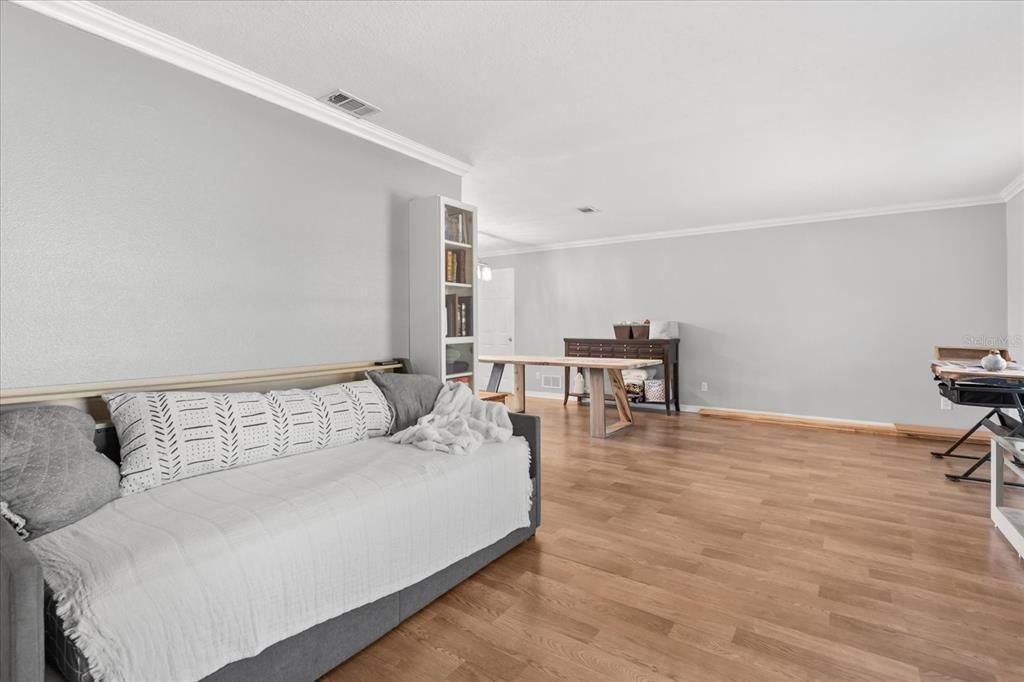 For Sale: $470,000 (3 beds, 2 baths, 2192 Square Feet)