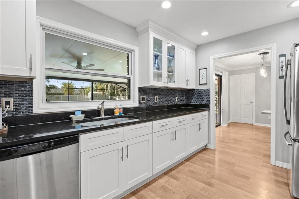 For Sale: $470,000 (3 beds, 2 baths, 2192 Square Feet)