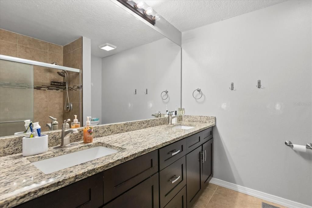 For Sale: $470,000 (3 beds, 2 baths, 2192 Square Feet)