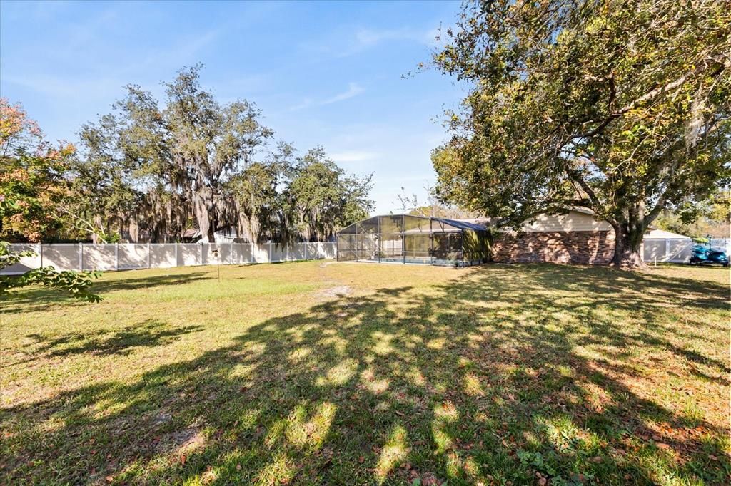 For Sale: $470,000 (3 beds, 2 baths, 2192 Square Feet)