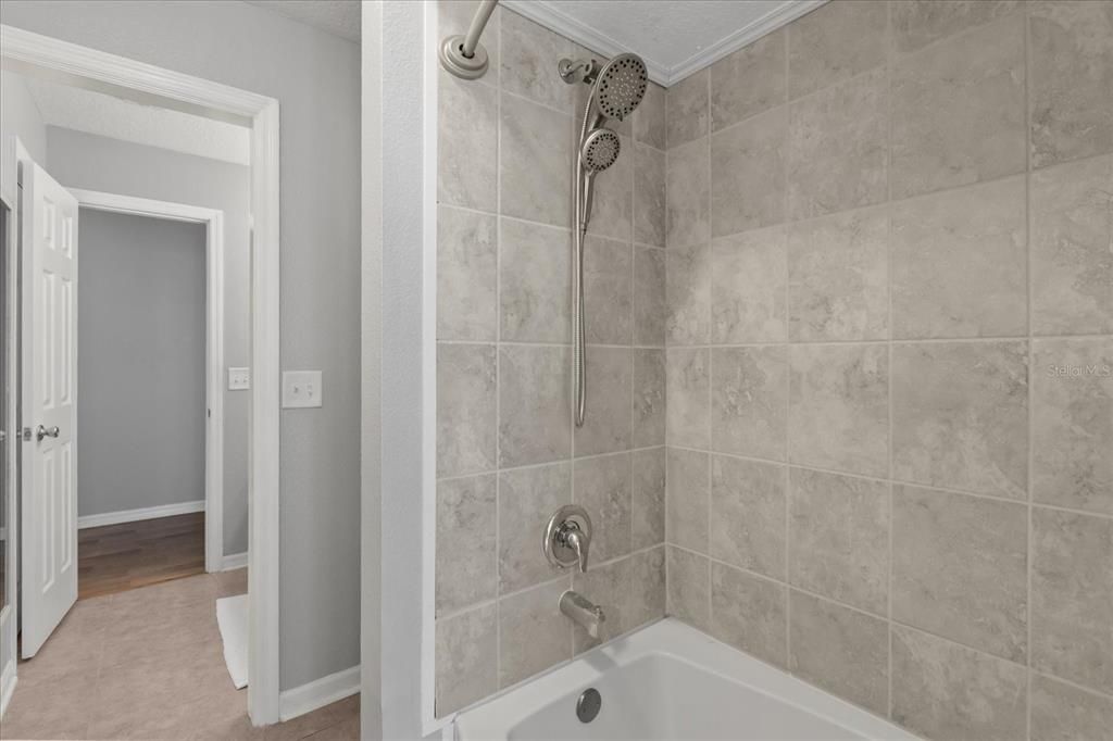 For Sale: $470,000 (3 beds, 2 baths, 2192 Square Feet)