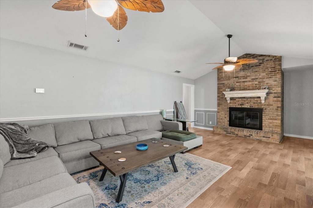 For Sale: $470,000 (3 beds, 2 baths, 2192 Square Feet)