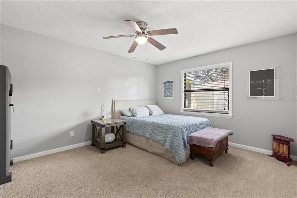 For Sale: $470,000 (3 beds, 2 baths, 2192 Square Feet)