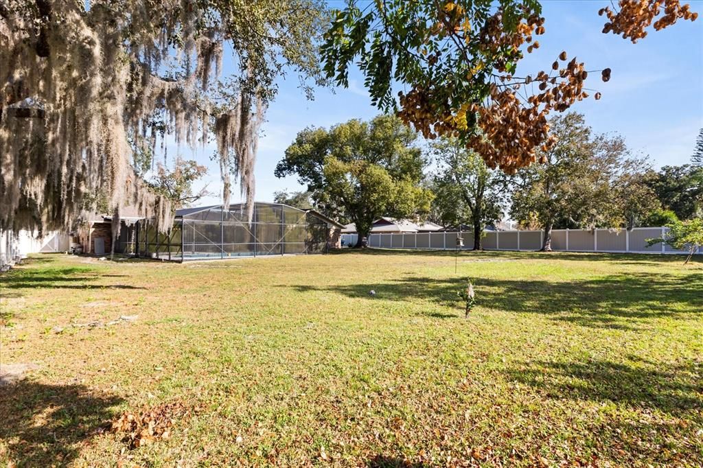 For Sale: $470,000 (3 beds, 2 baths, 2192 Square Feet)