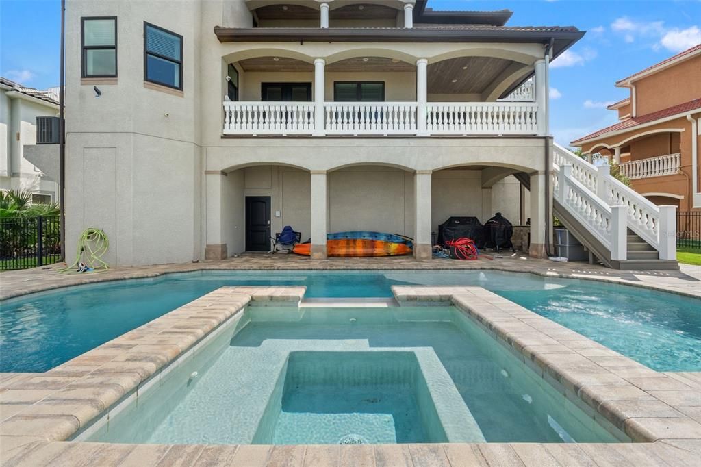 En Venta: $2,899,000 (4 camas, 3 baños, 3336 Pies cuadrados)