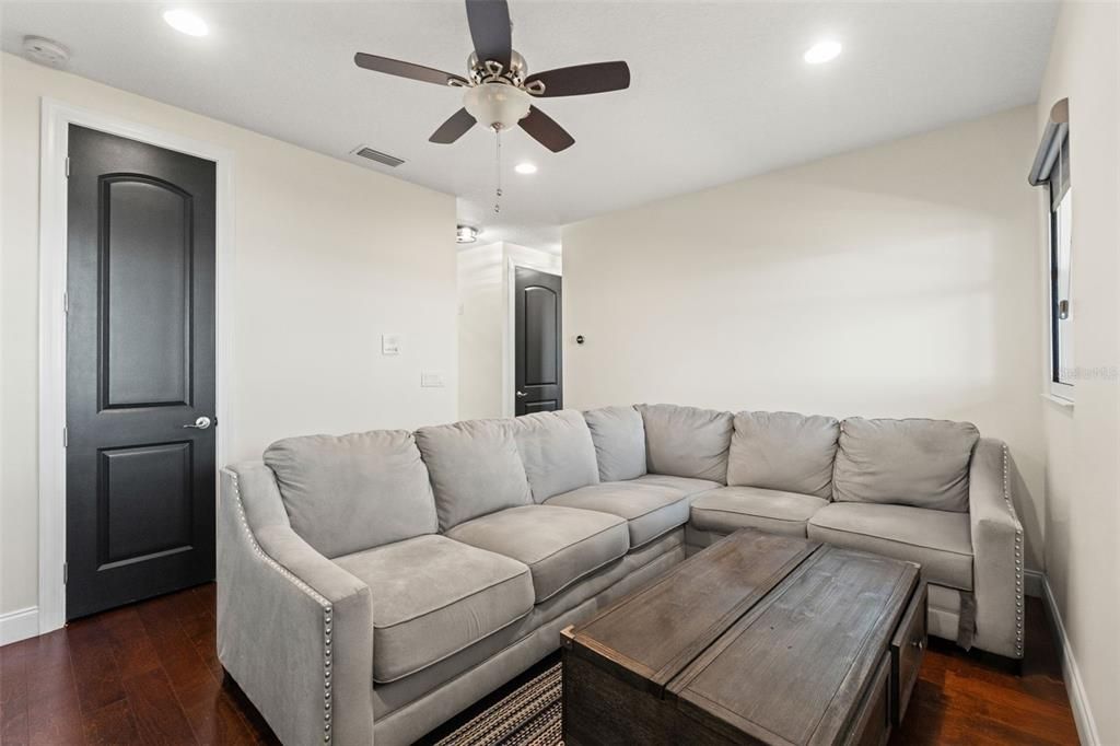 En Venta: $2,899,000 (4 camas, 3 baños, 3336 Pies cuadrados)