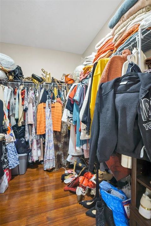 待售: $304,900 (4 贝兹, 2 浴室, 1851 平方英尺)