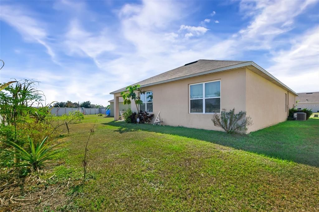 待售: $304,900 (4 贝兹, 2 浴室, 1851 平方英尺)