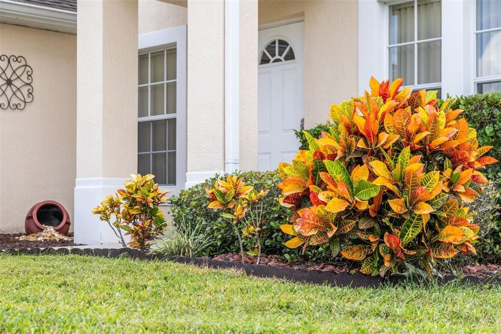 待售: $410,000 (4 贝兹, 2 浴室, 1700 平方英尺)