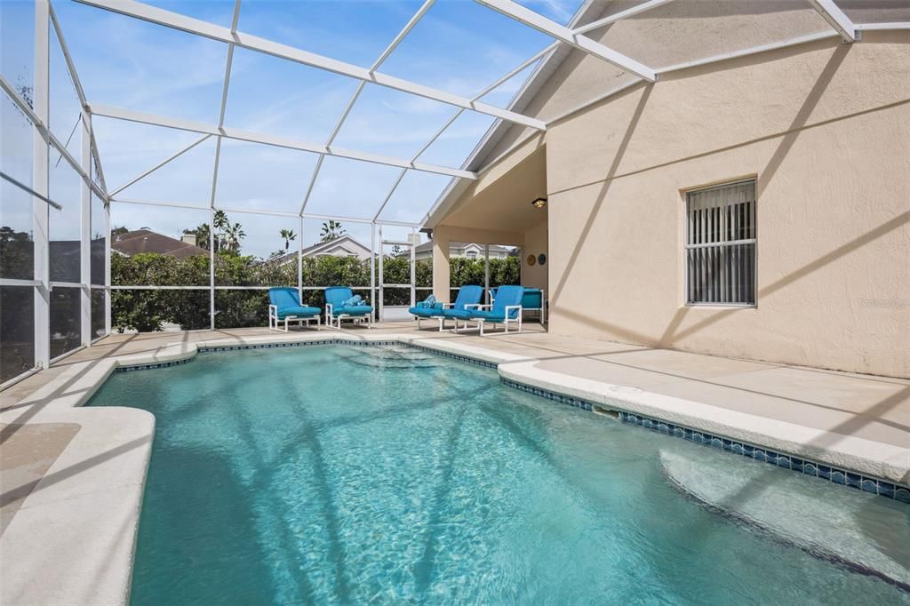 待售: $410,000 (4 贝兹, 2 浴室, 1700 平方英尺)