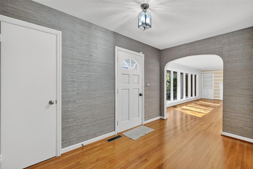 En Venta: $850,000 (4 camas, 4 baños, 3339 Pies cuadrados)