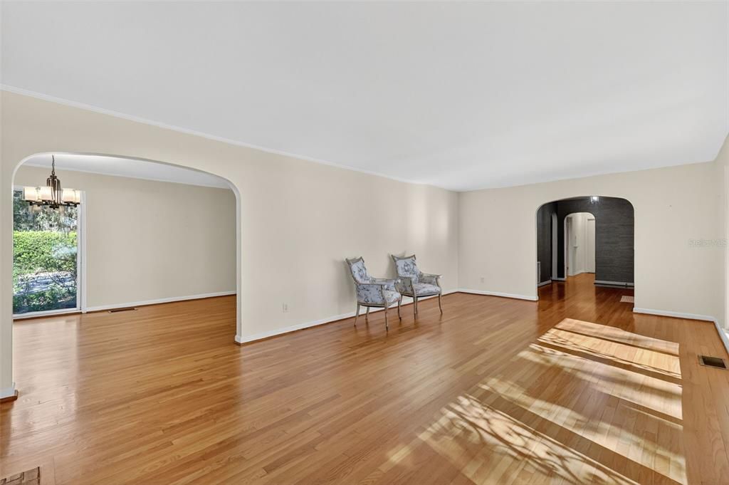 En Venta: $850,000 (4 camas, 4 baños, 3339 Pies cuadrados)